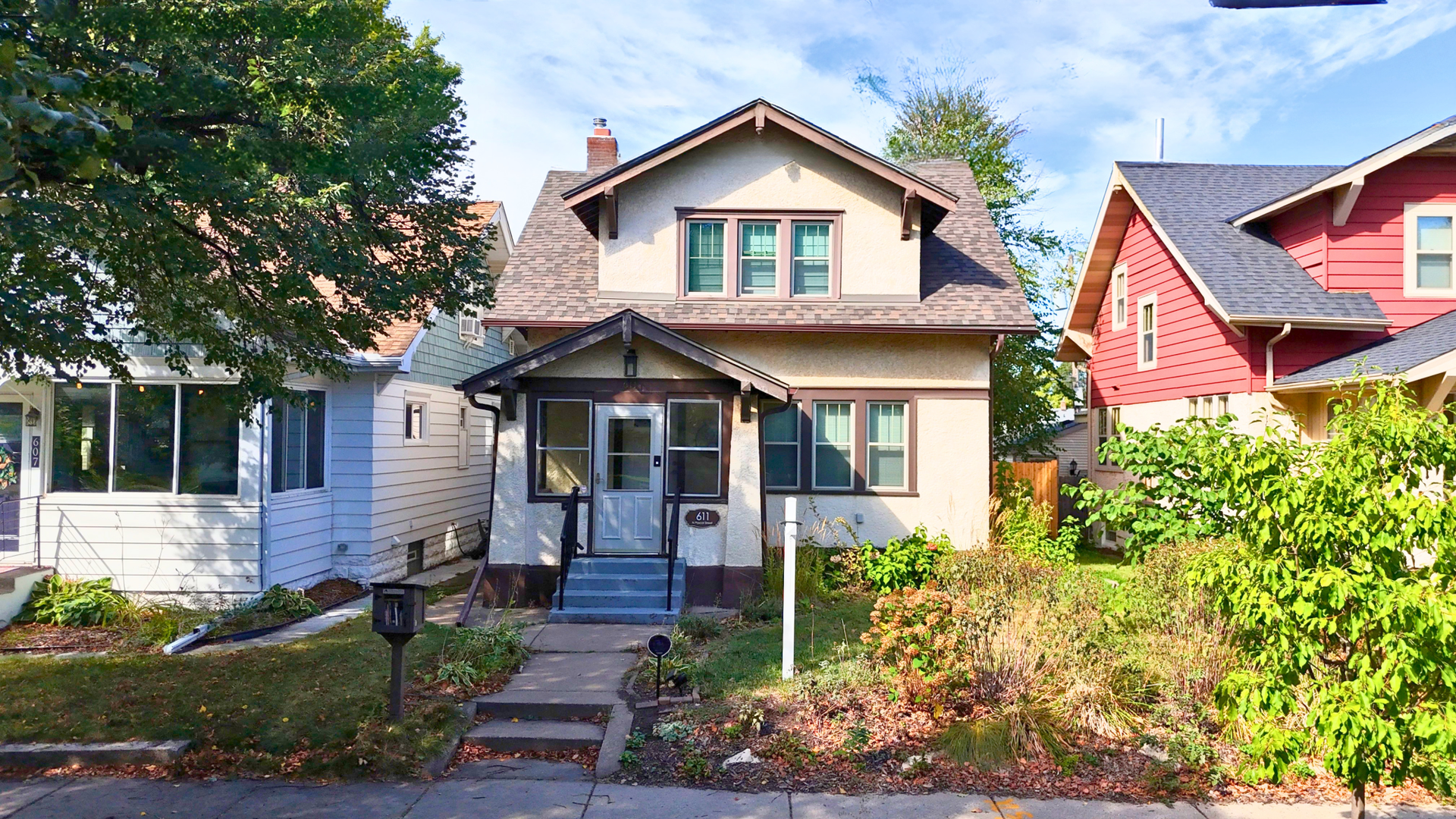 611 Pascal Street N, 93, Saint Paul, MN 55104 Charming St. Paul home located in the Hamline Midway area.