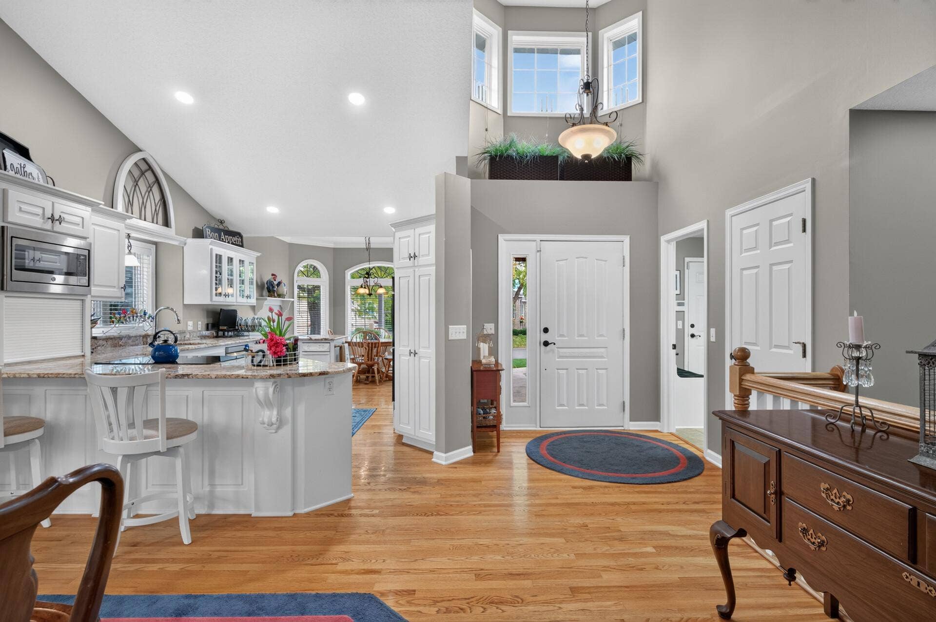 08_16035_38th_Ave_N8_mls.jpg