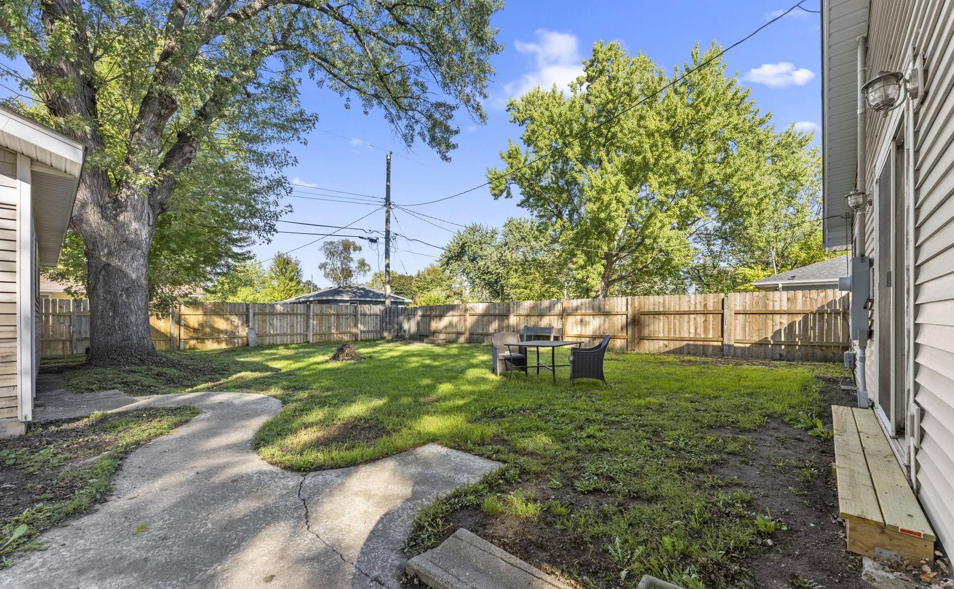 5347 Morgan backyard1.jpg