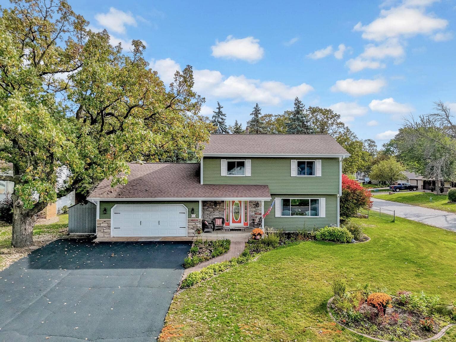 9653 Able Street NE, Blaine, MN 55434 01_1_mls.jpg