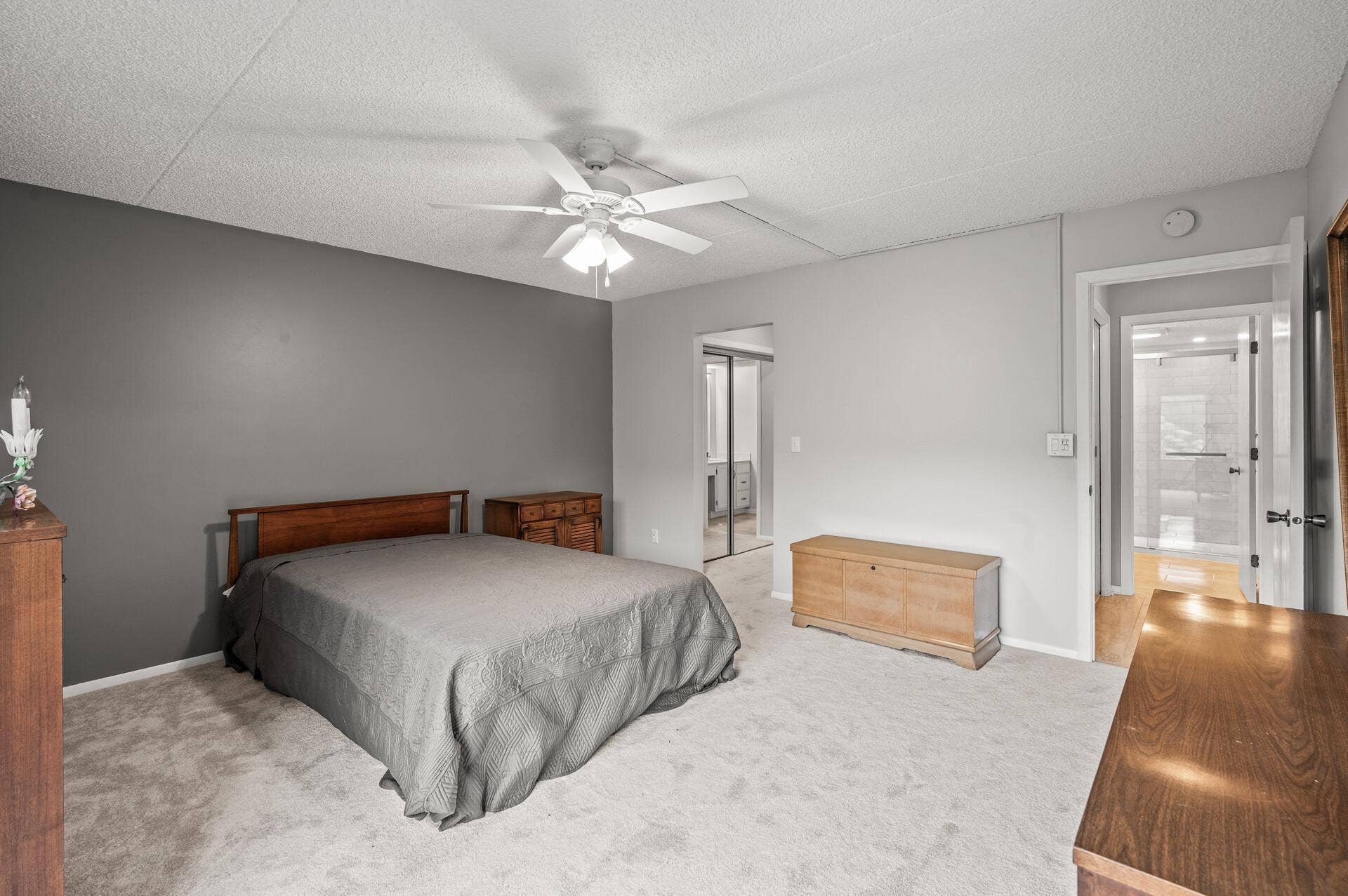 2455 Londin Lane E, #216, Maplewood, MN 55119 2455 Londin Lane E, #216, Maplewood, MN 55119
