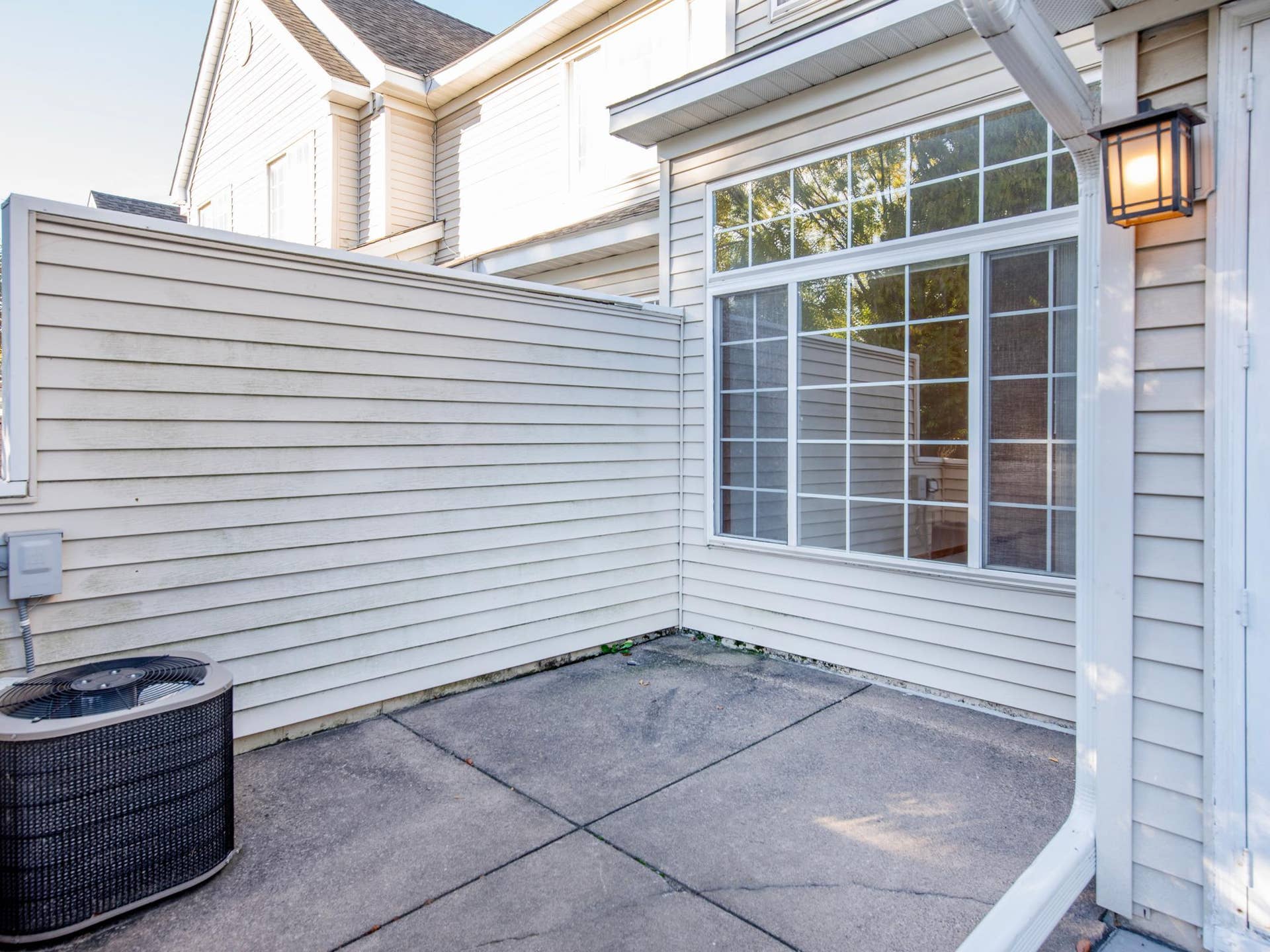 9175 Troon Court, Woodbury, MN 55125 Patio area
