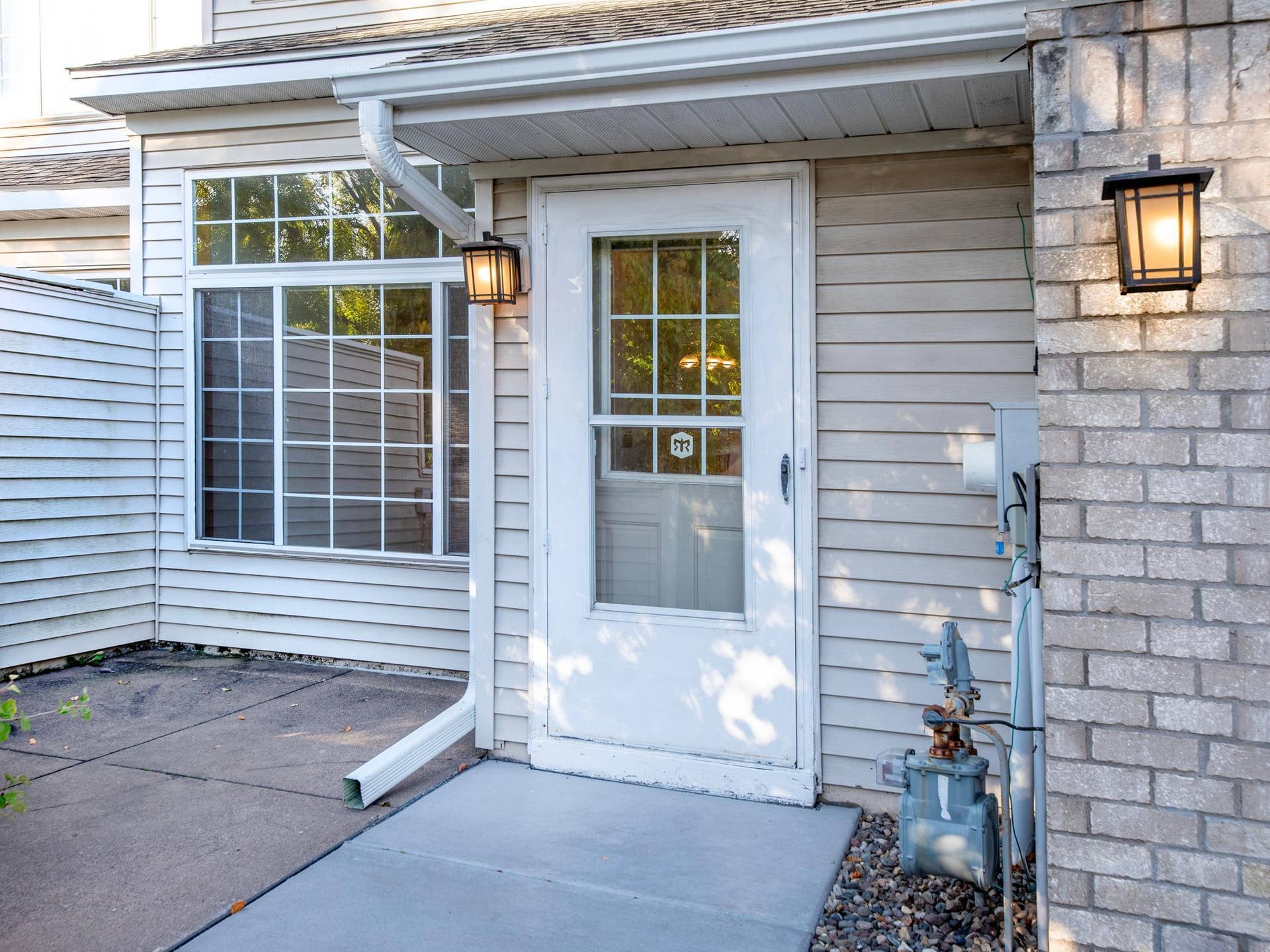 9175 Troon Court, Woodbury, MN 55125 9175 Troon Court, Woodbury, MN 55125