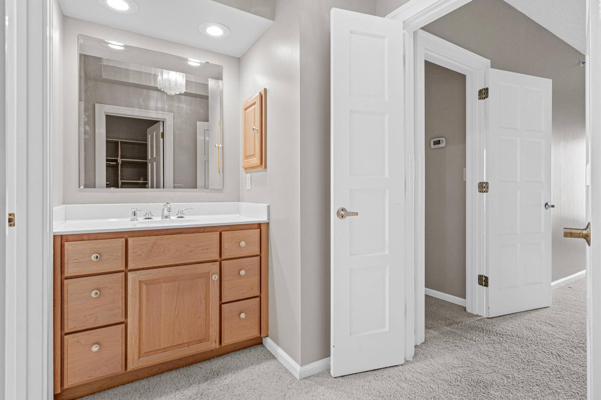 1235 Yale Place, #808, 45, Minneapolis, MN 55403 1235 Yale Place, #808, 45, Minneapolis, MN 55403
