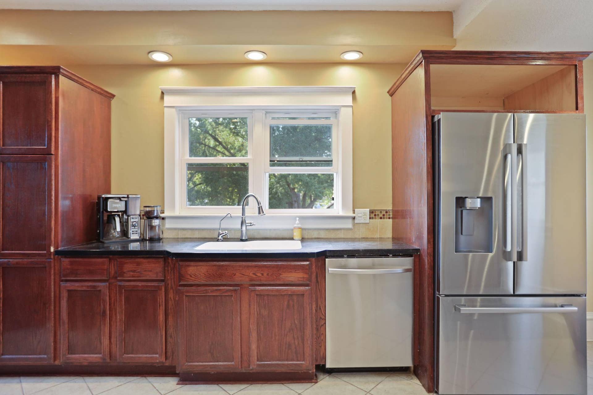 805 1st Street SW, Faribault, MN 55021 17-web-or-mls-AT8A1090.jpg