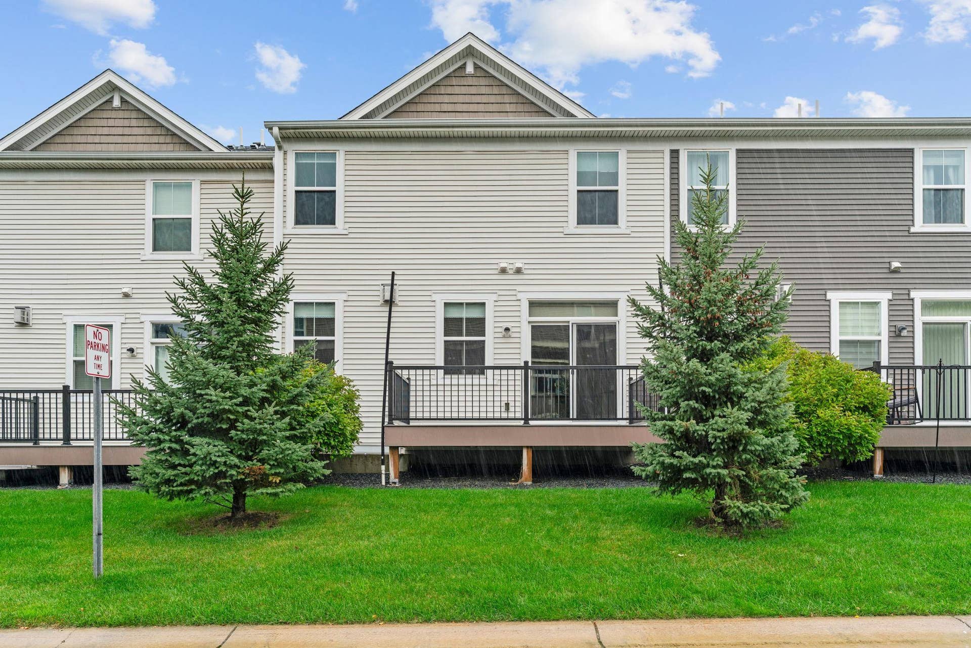 11486 81st Place N, Maple Grove, MN 55369 11486 81st Place N, Maple Grove, MN 55369