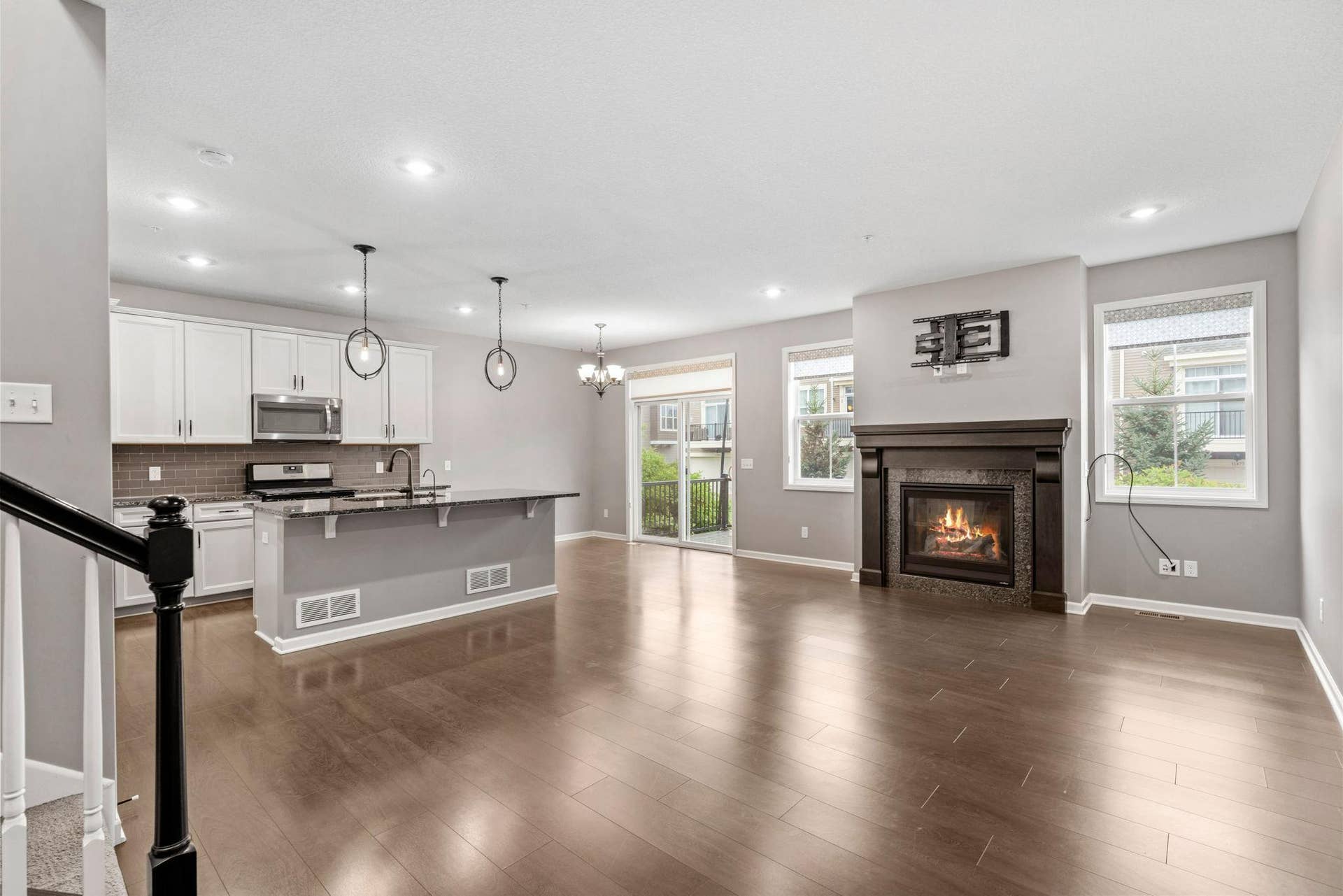 11486 81st Place N, Maple Grove, MN 55369 11486 81st Place N, Maple Grove, MN 55369