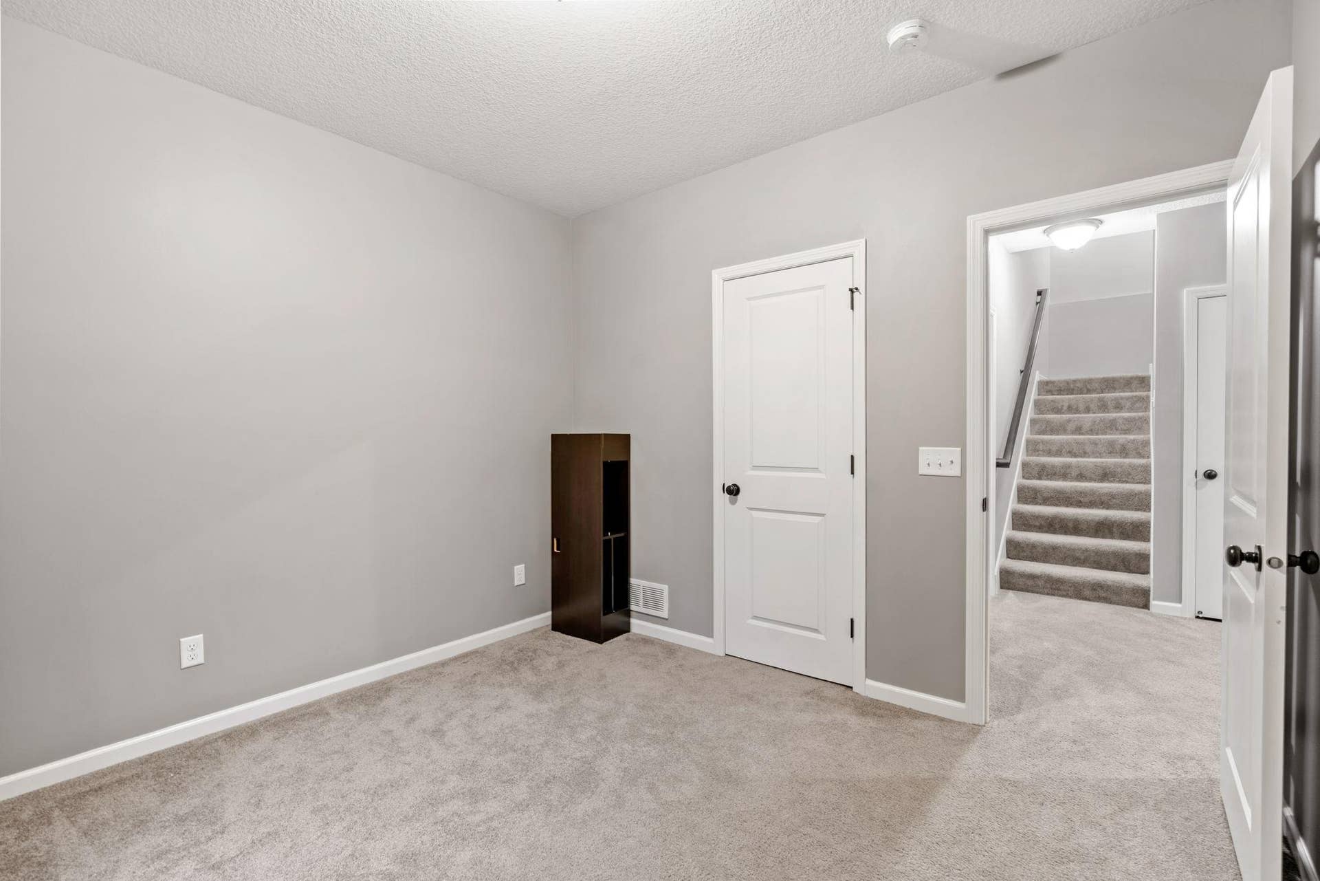 11486 81st Place N, Maple Grove, MN 55369 11486 81st Place N, Maple Grove, MN 55369