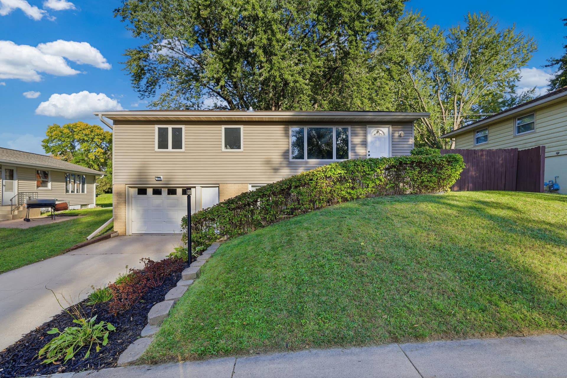 2642 11th Avenue NW, Rochester, MN 55901 HT8A0598-Edit.jpg