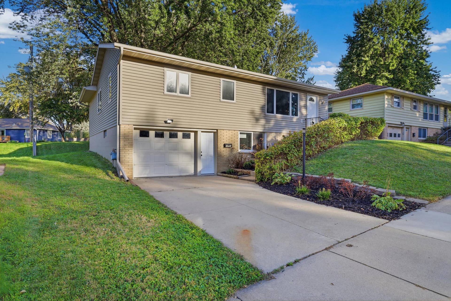 2642 11th Avenue NW, Rochester, MN 55901 HT8A0593-Edit.jpg