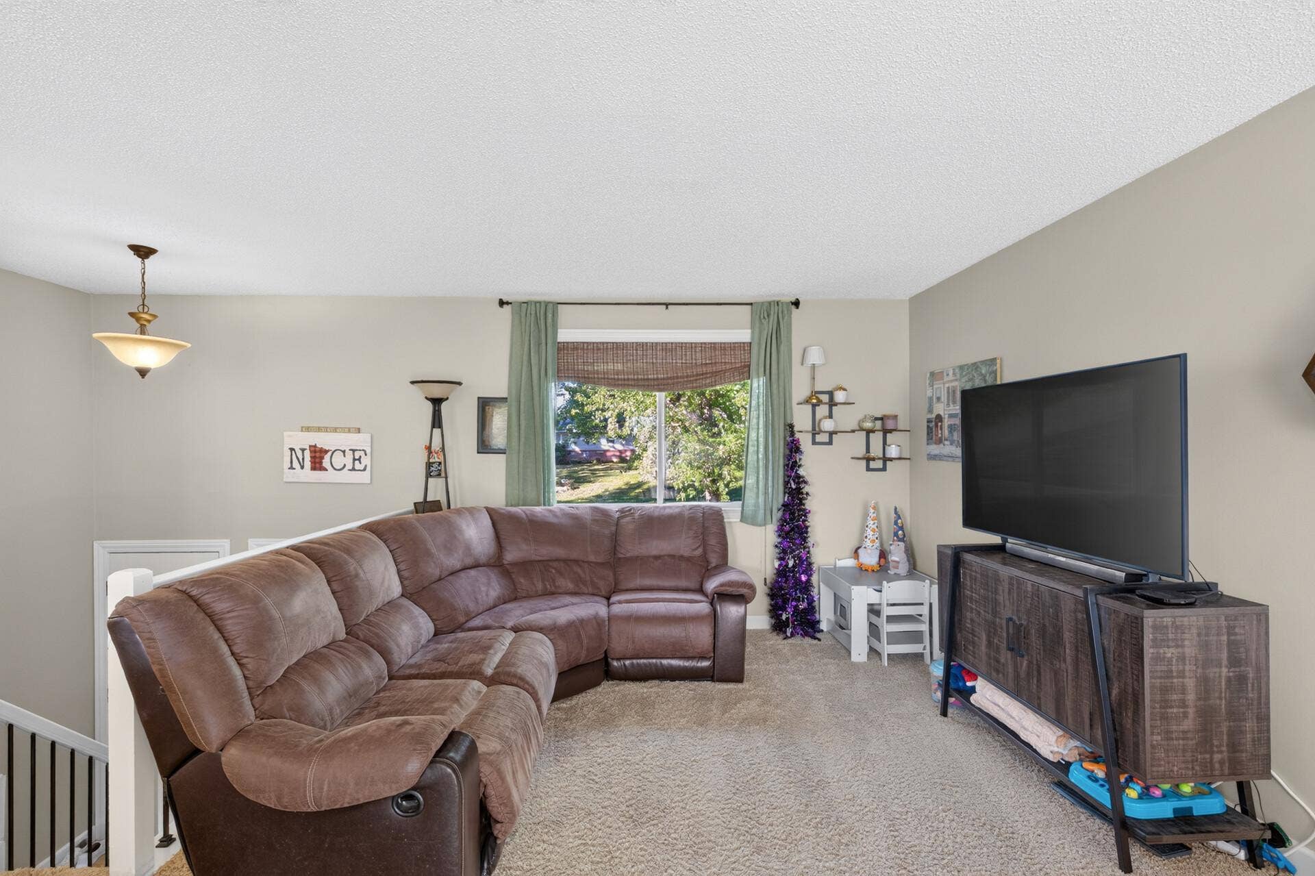 4189 Pleasant Street SE, Prior Lake, MN 55372 4189 Pleasant Street SE, Prior Lake, MN 55372