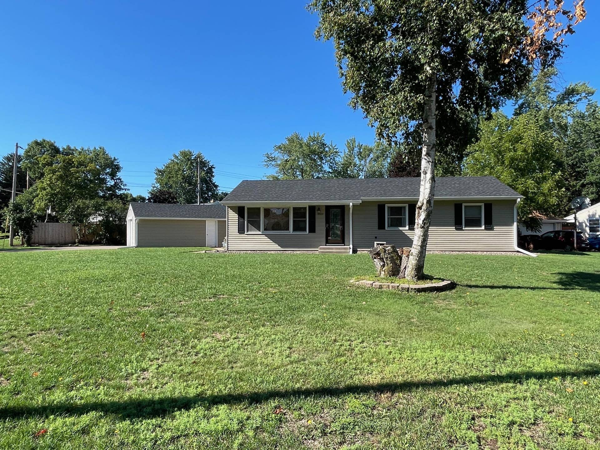 2360 Spruce Place, White Bear Lake, MN 55110 IMG_3949.jpeg