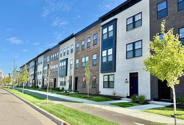838 Woodlawn Avenue, 94, Saint Paul, MN 55116 838 Woodlawn Avenue, 94, Saint Paul, MN 55116