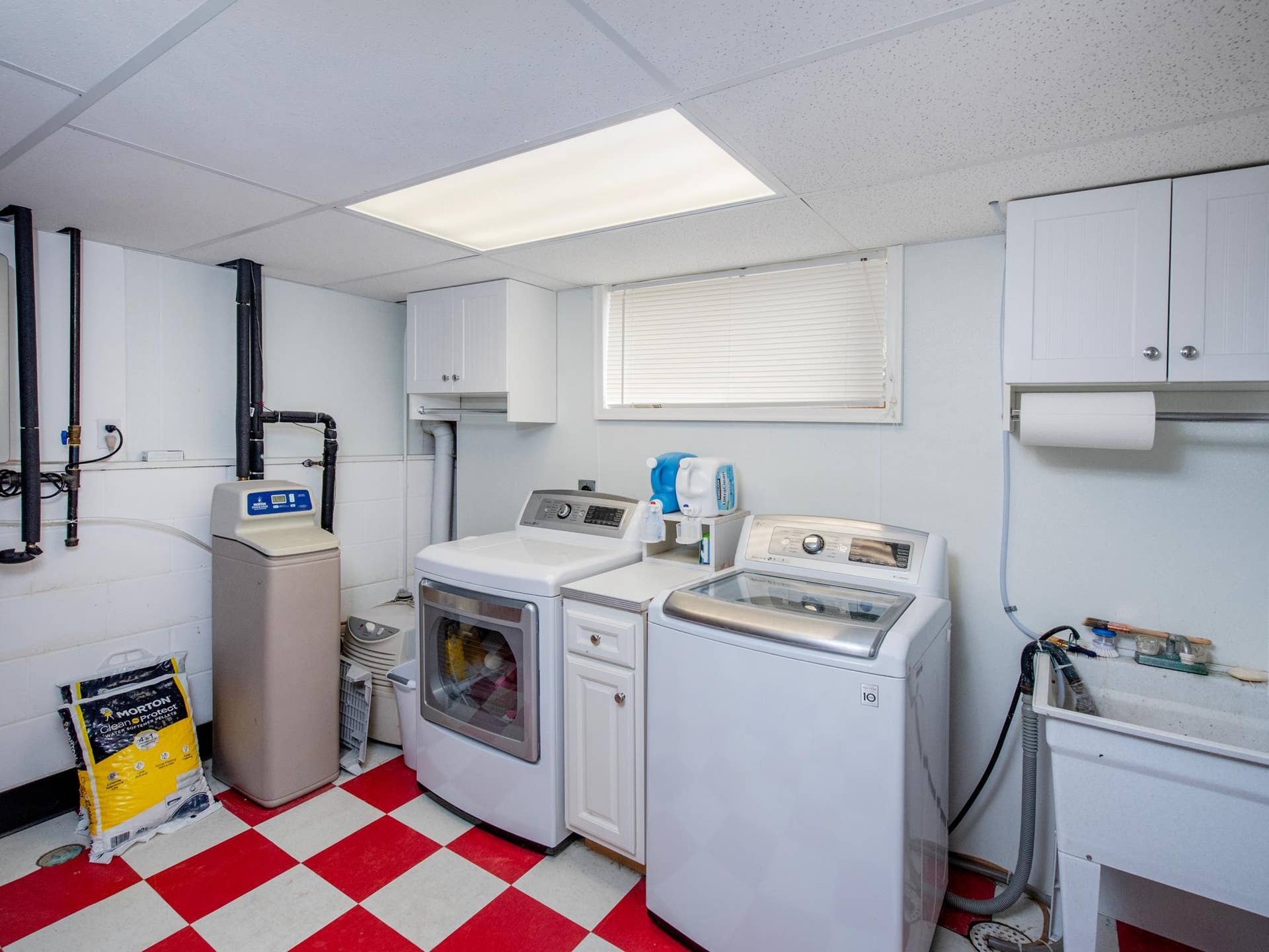 1492 Red Cedar Road, Eagan, MN 55121 Utility/Laundry room.