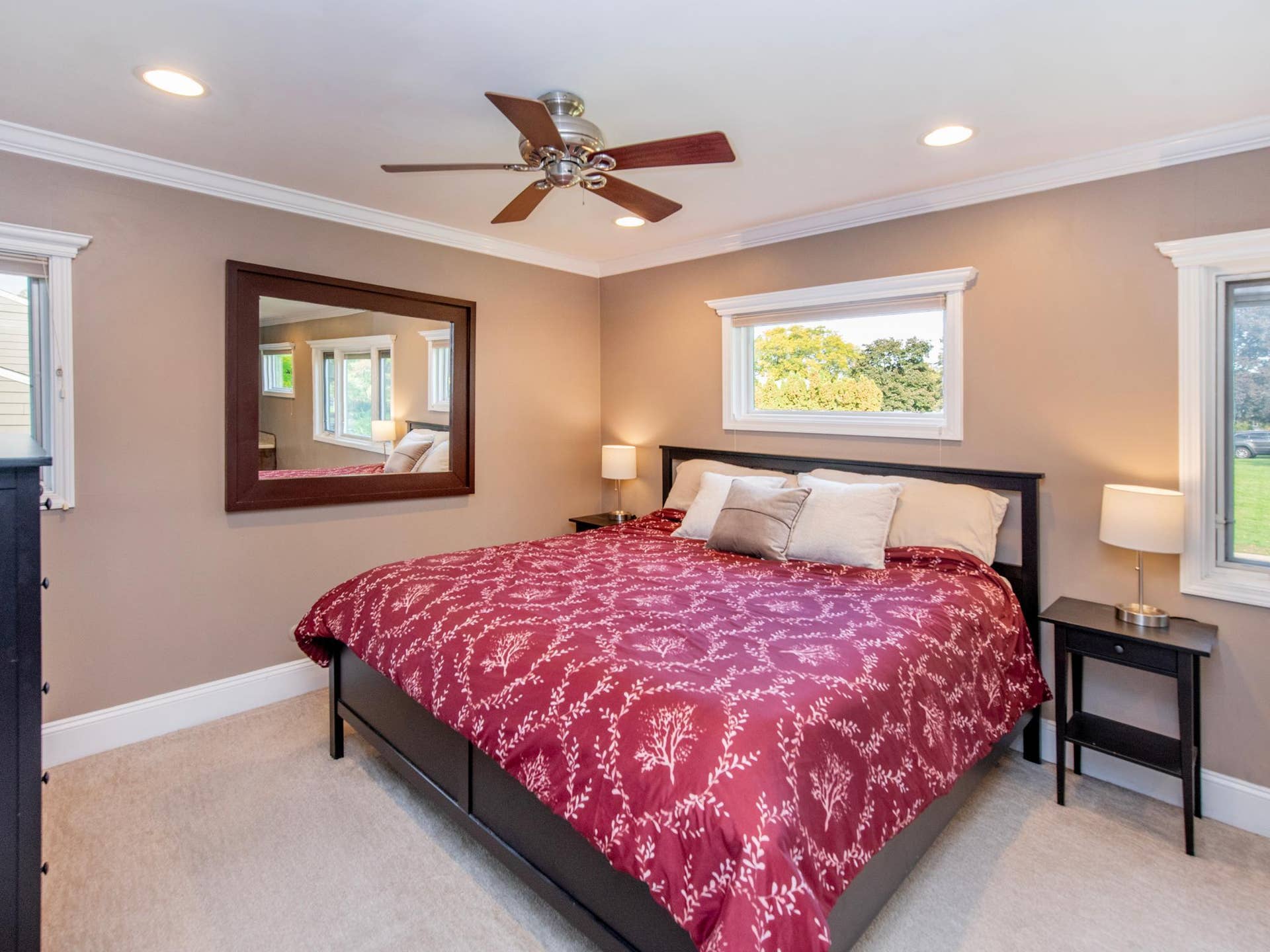 1492 Red Cedar Road, Eagan, MN 55121 Primary bedroom with ensuite and two closets - including a large walk-in.