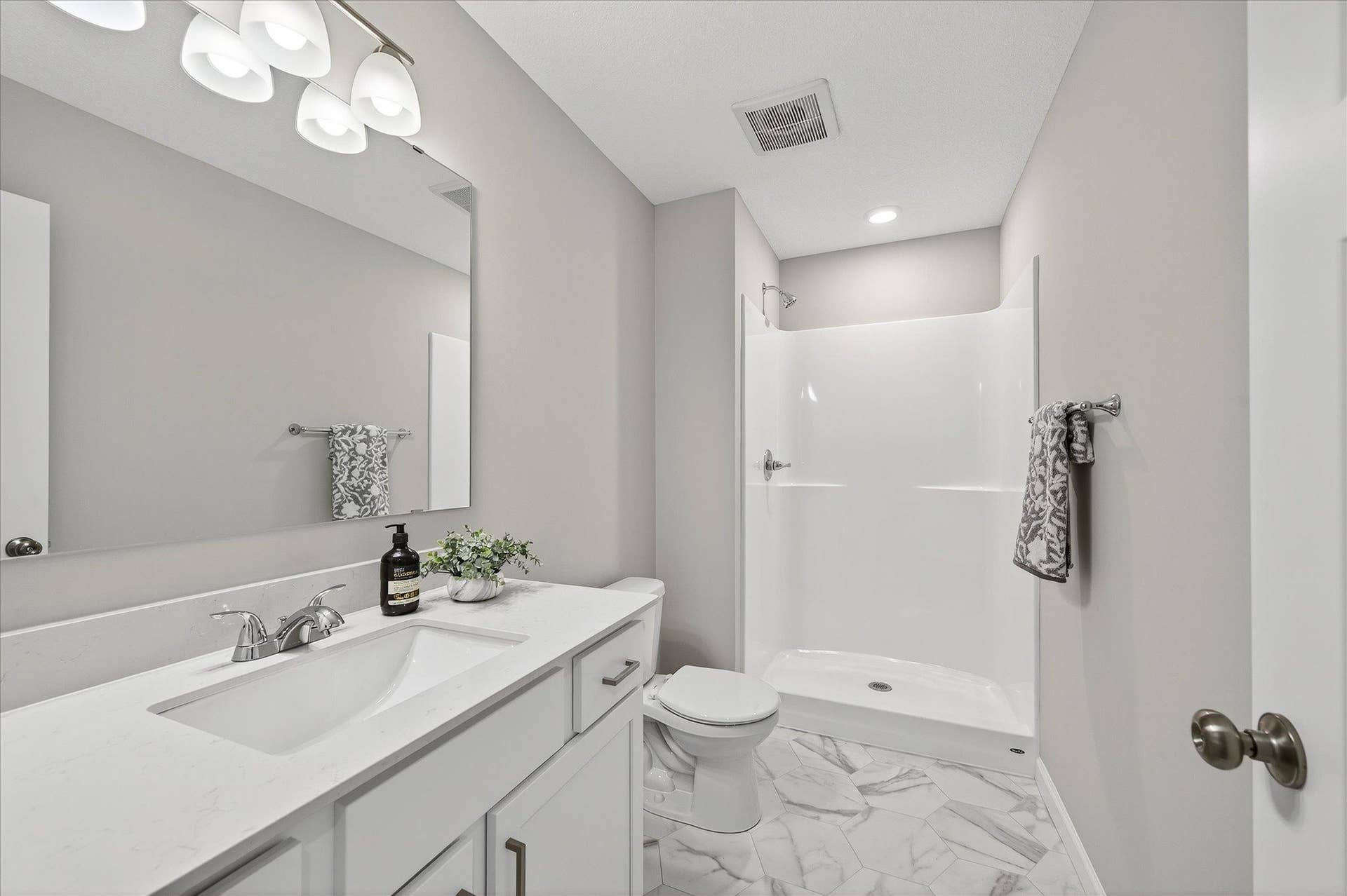 1756 Squirrel Way, New Richmond, WI 54017 Lower Level Bathroom