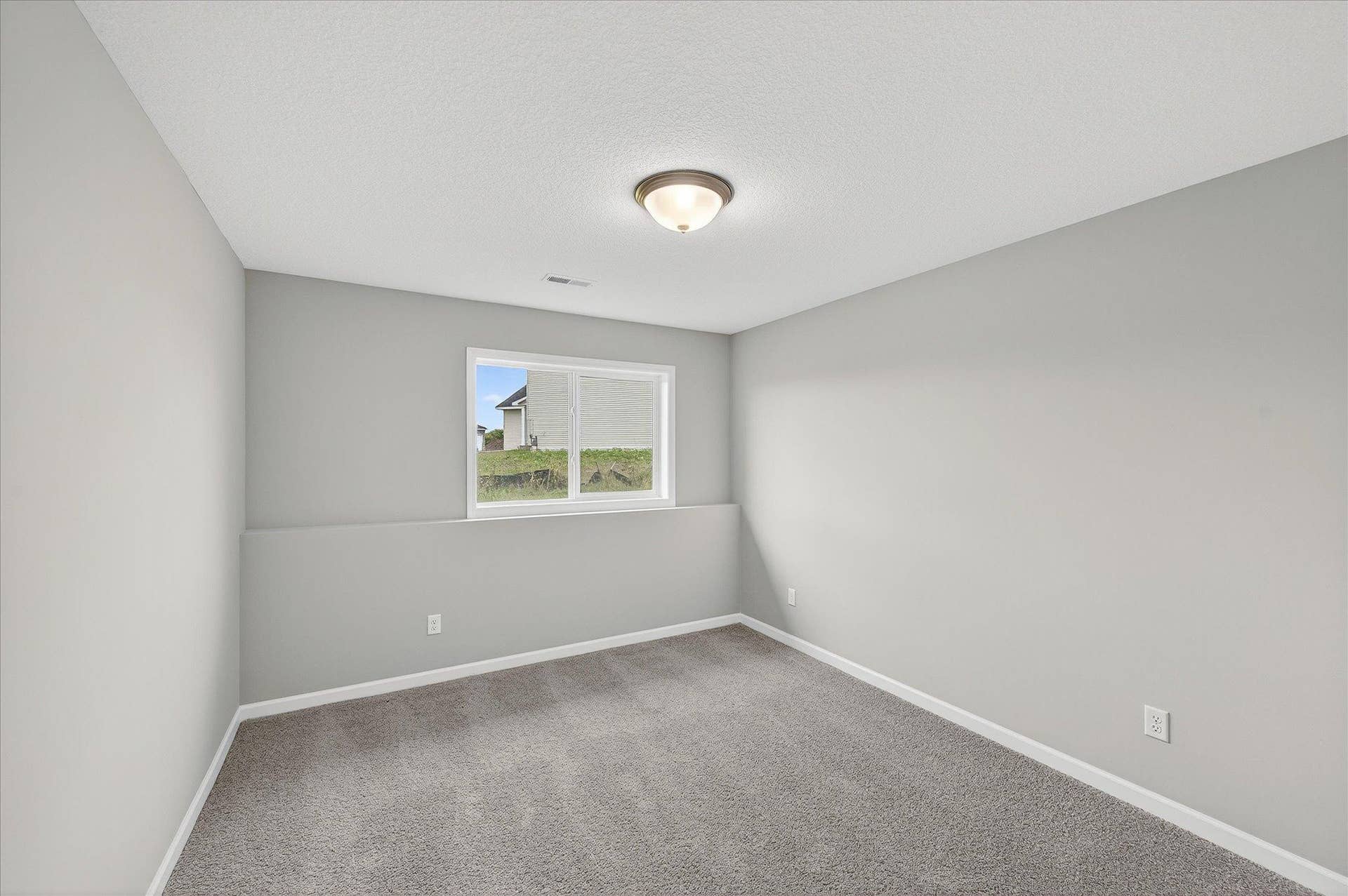1756 Squirrel Way, New Richmond, WI 54017 Bedroom 5