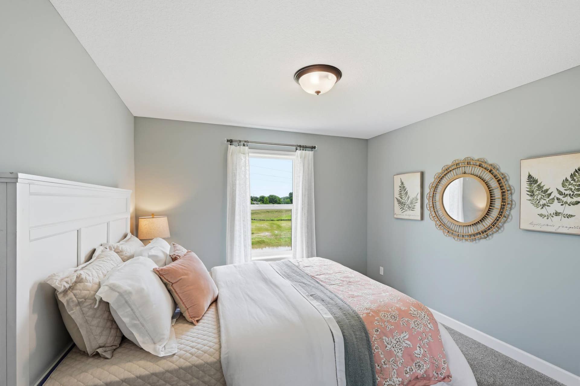 18-Bedroom 1.jpg