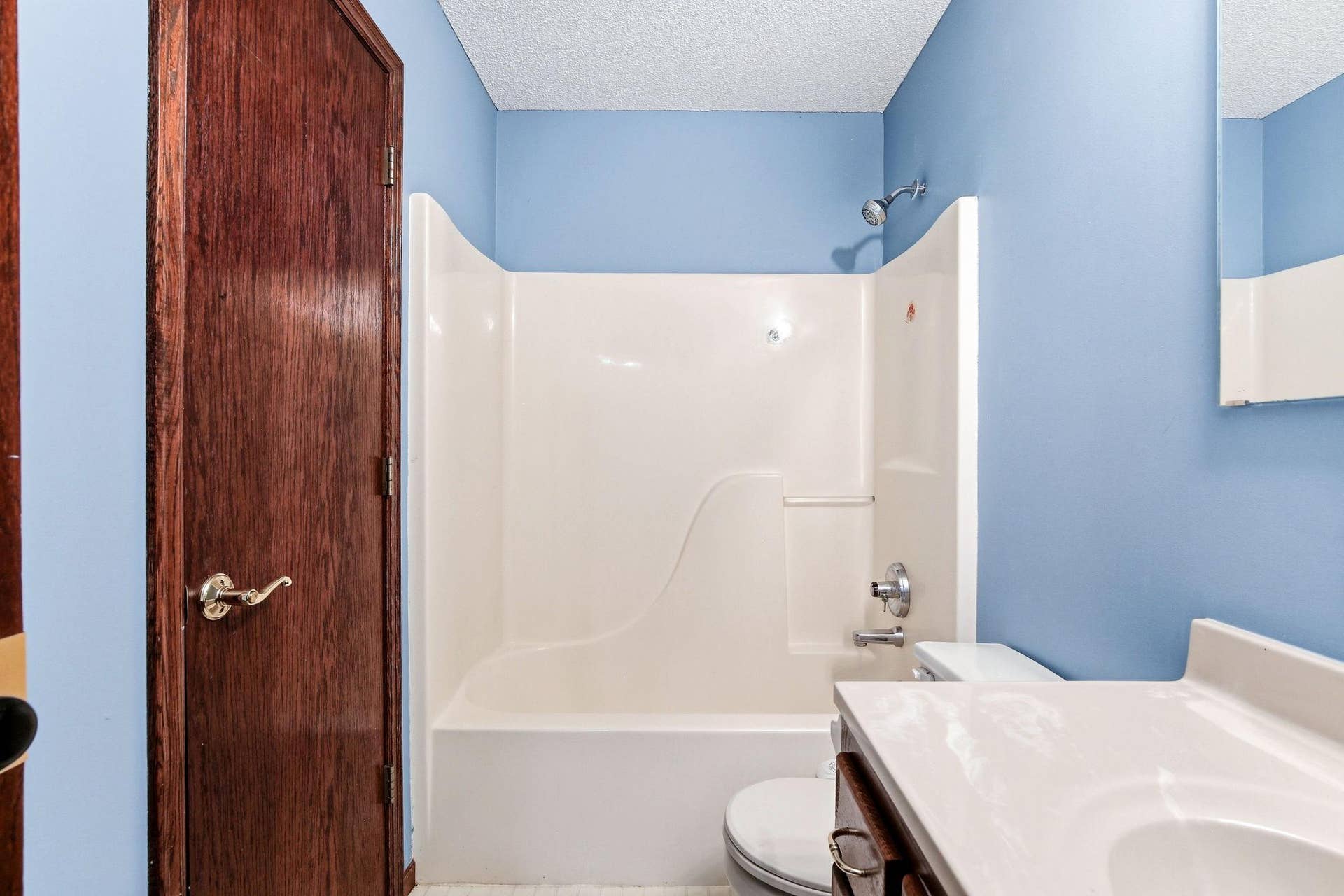 5570 Wood Duck Court, Shoreview, MN 55126