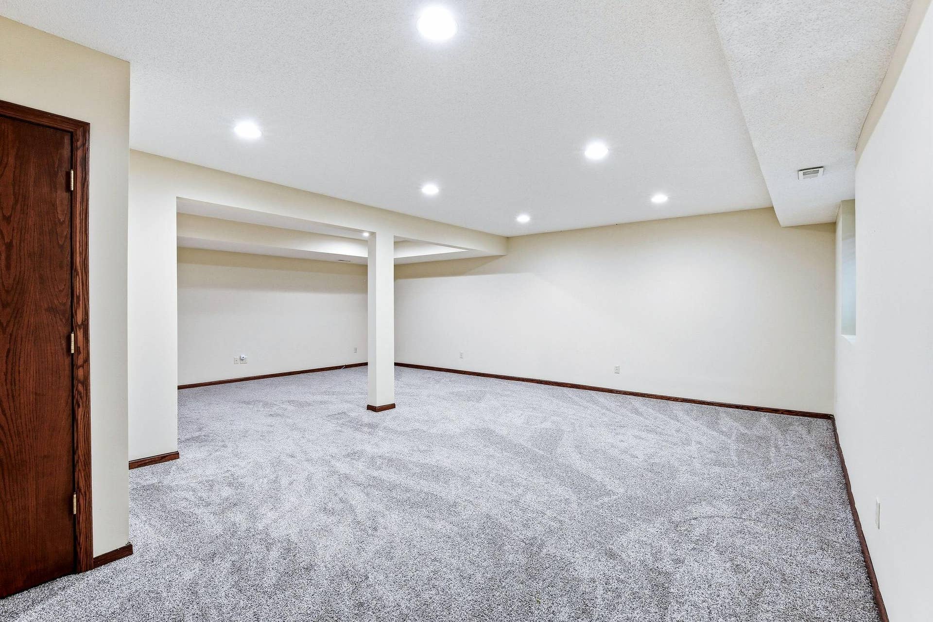 5570 Wood Duck Court, Shoreview, MN 55126