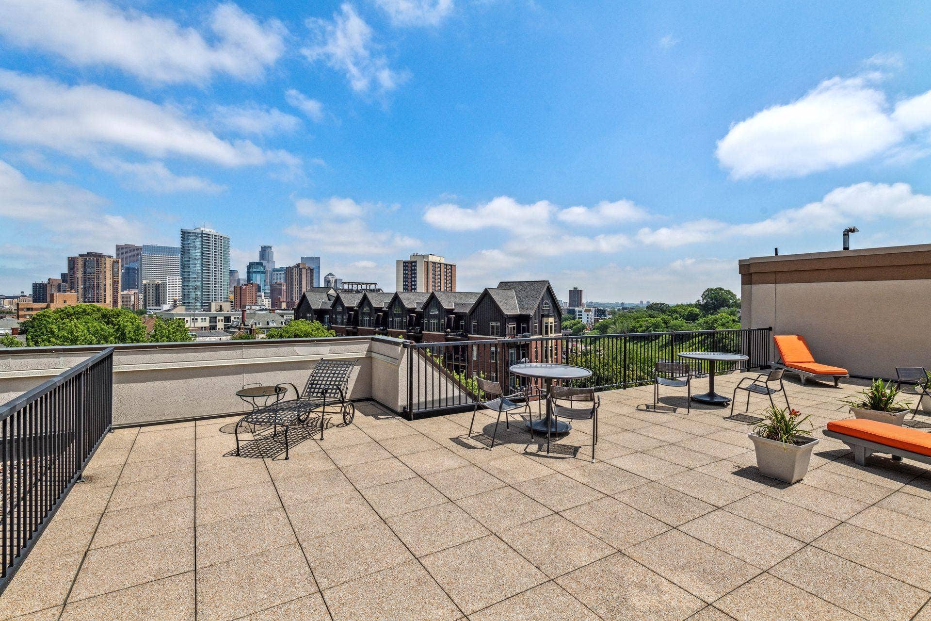 317 Groveland Avenue, #311a, 45, Minneapolis, MN 55403 Building amenities