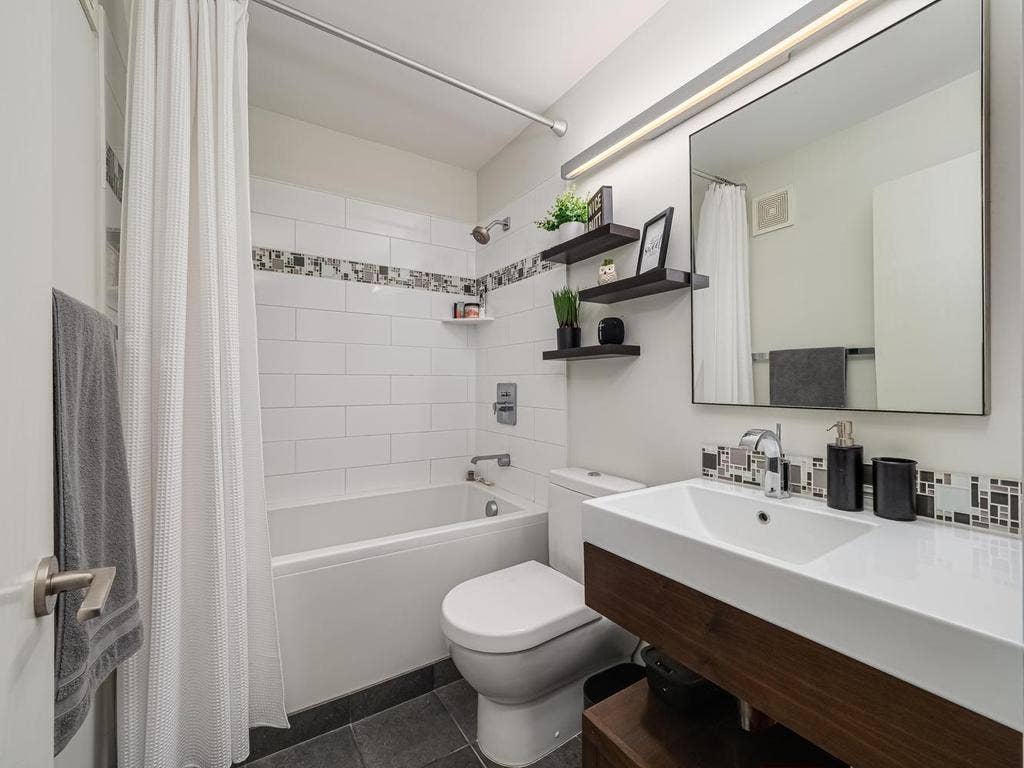 1200 Nicollet Mall, #507, 45, Minneapolis, MN 55403 1200 Nicollet Mall, #507, 45, Minneapolis, MN 55403