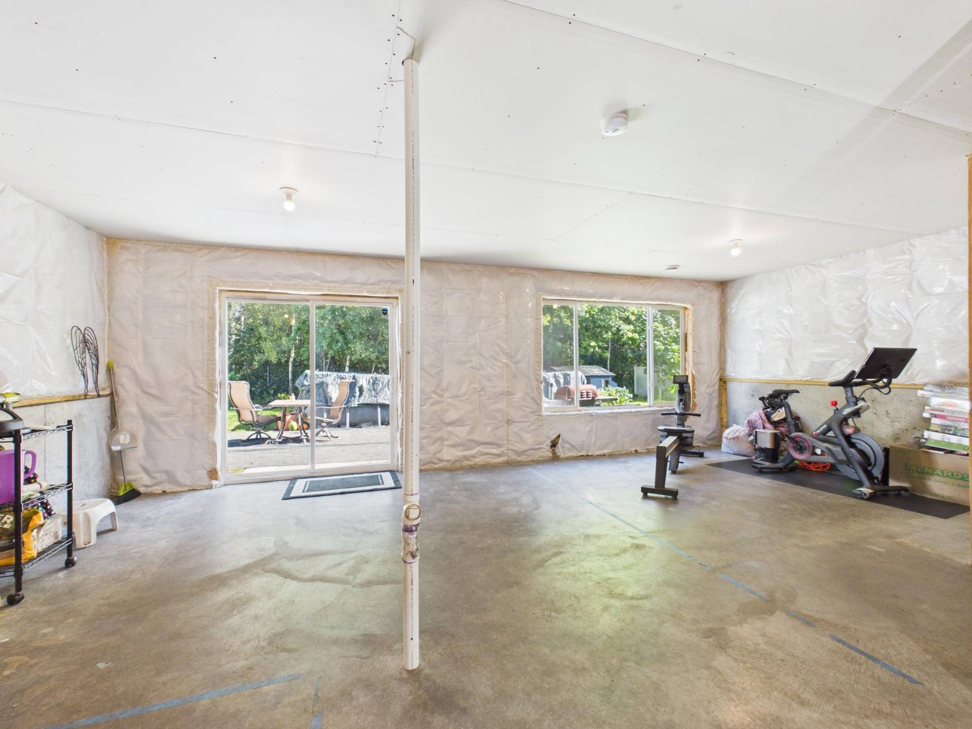 38377 Hunters Ridge Trail, North Branch, MN 55056 Just imagine