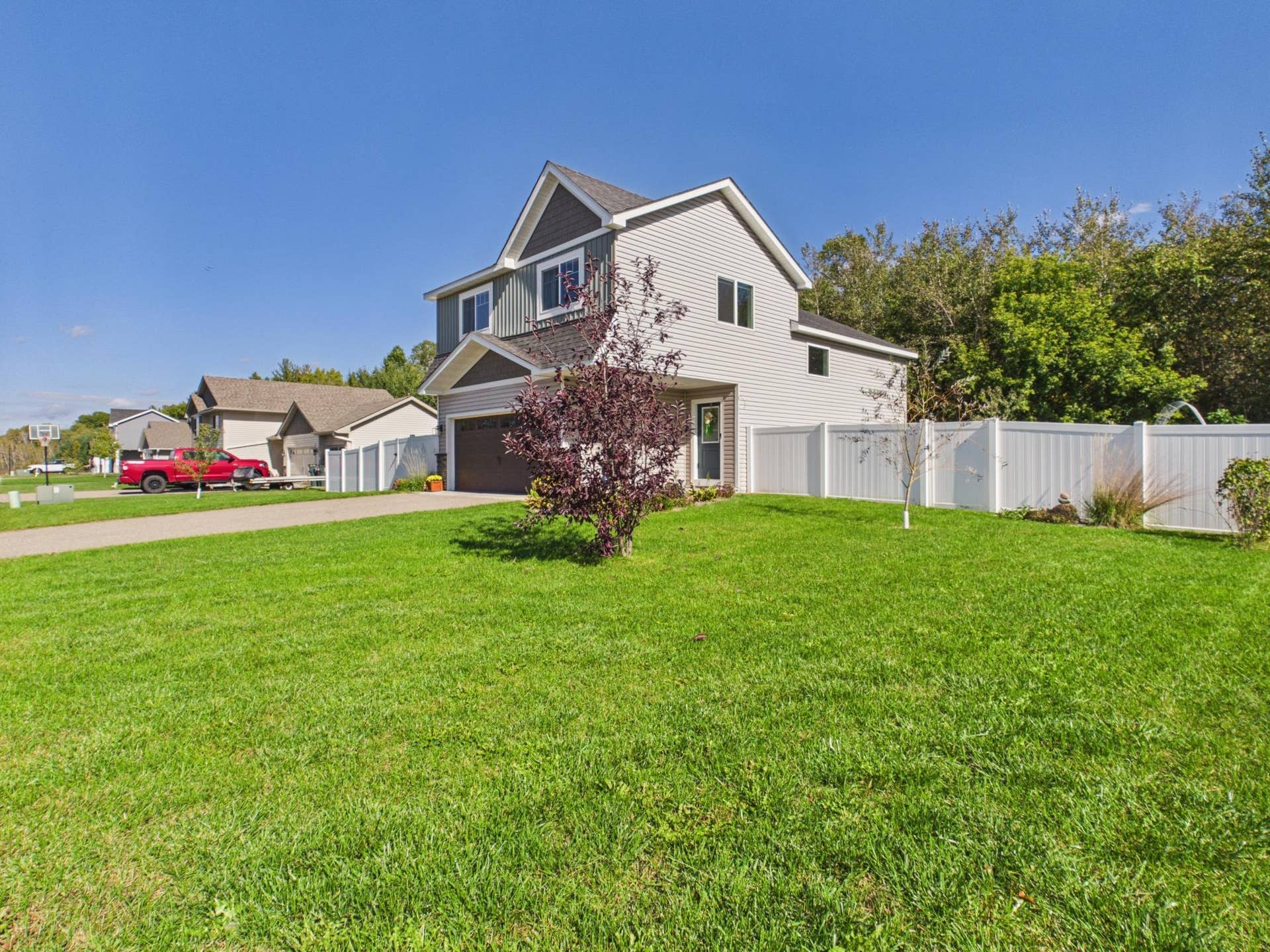 38377 Hunters Ridge Trail, North Branch, MN 55056 38377 Hunters Ridge Trail, North Branch, MN 55056