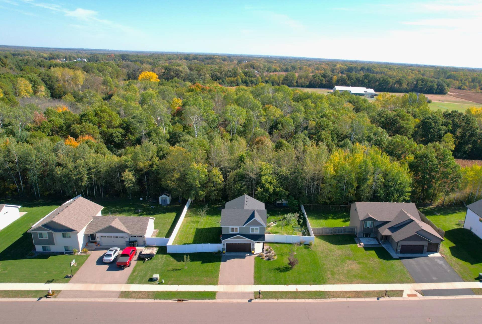38377 Hunters Ridge Trail, North Branch, MN 55056 38377 Hunters Ridge Trail, North Branch, MN 55056
