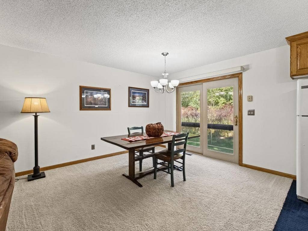 7080 Highway 12, #U, Independence, MN 55359 015-025-Dining Room-1024x768.jpg