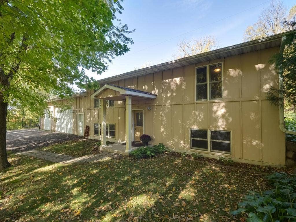 7080 Highway 12, #U, Independence, MN 55359 001-018-Front-1024x768.jpg