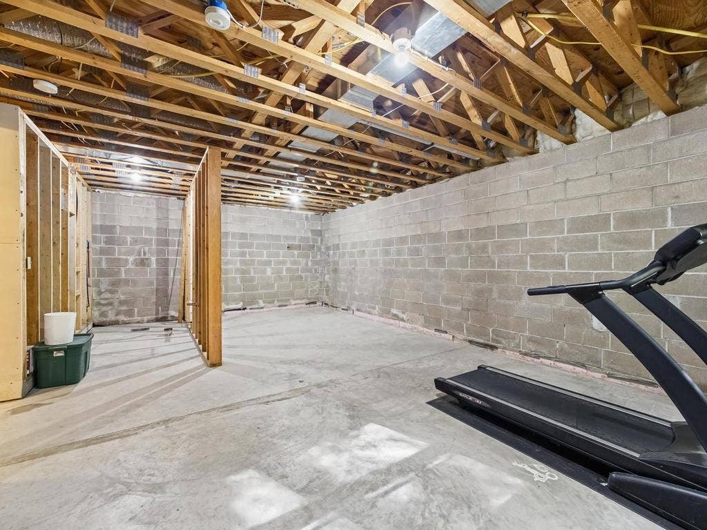 7080 Highway 12, #U, Independence, MN 55359 026-013-Basement-1024x768.jpg