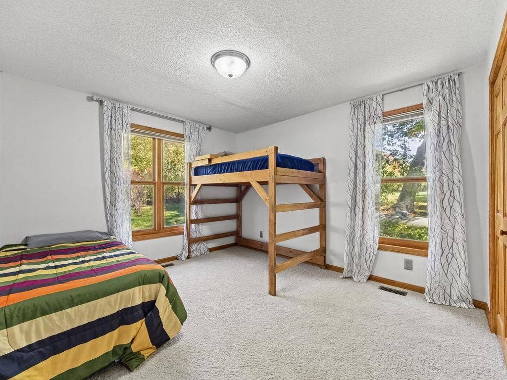 7080 Highway 12, #U, Independence, MN 55359 020-024-Bedroom-1024x768.jpg