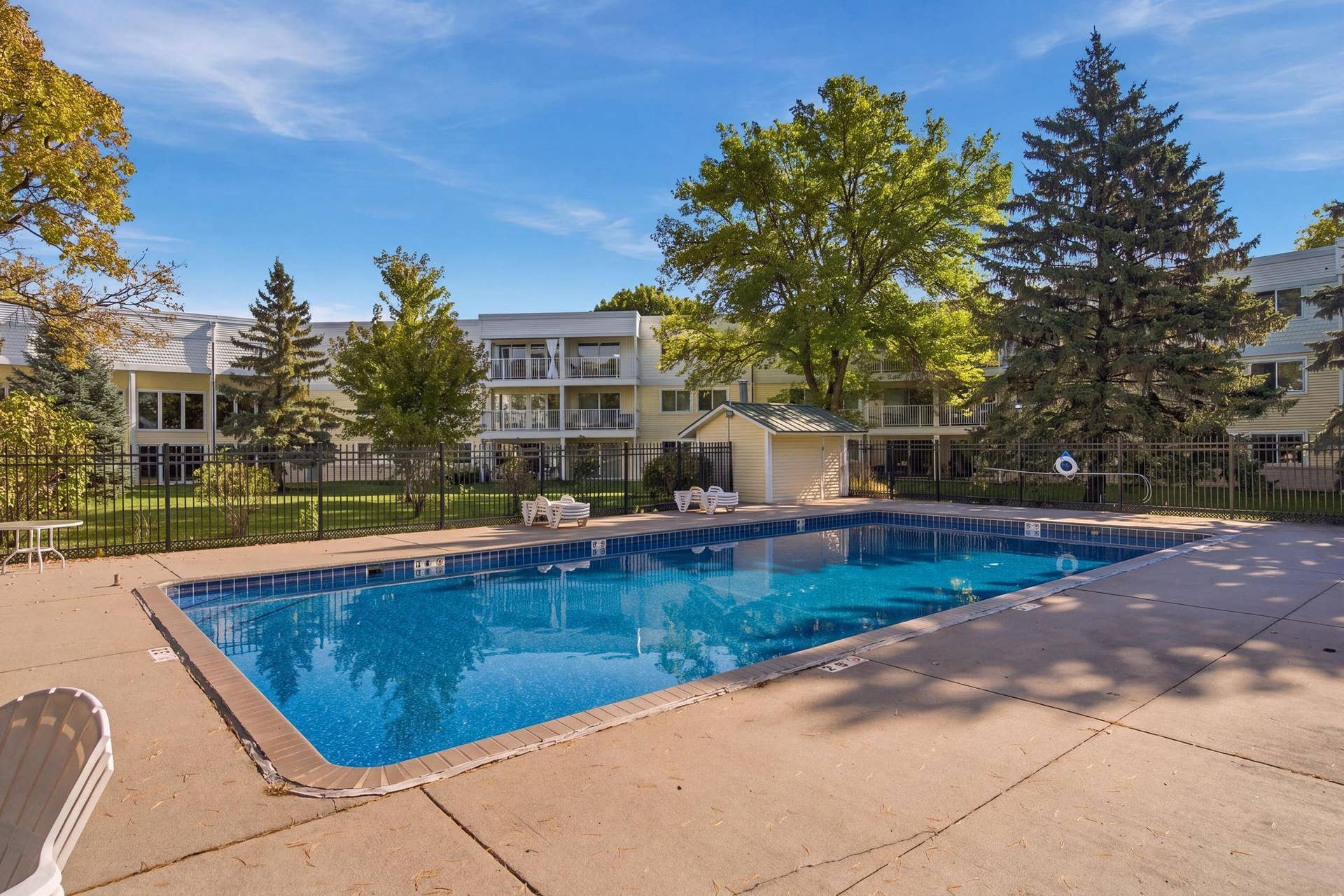 132 Demont Avenue E, #238, Little Canada, MN 55117