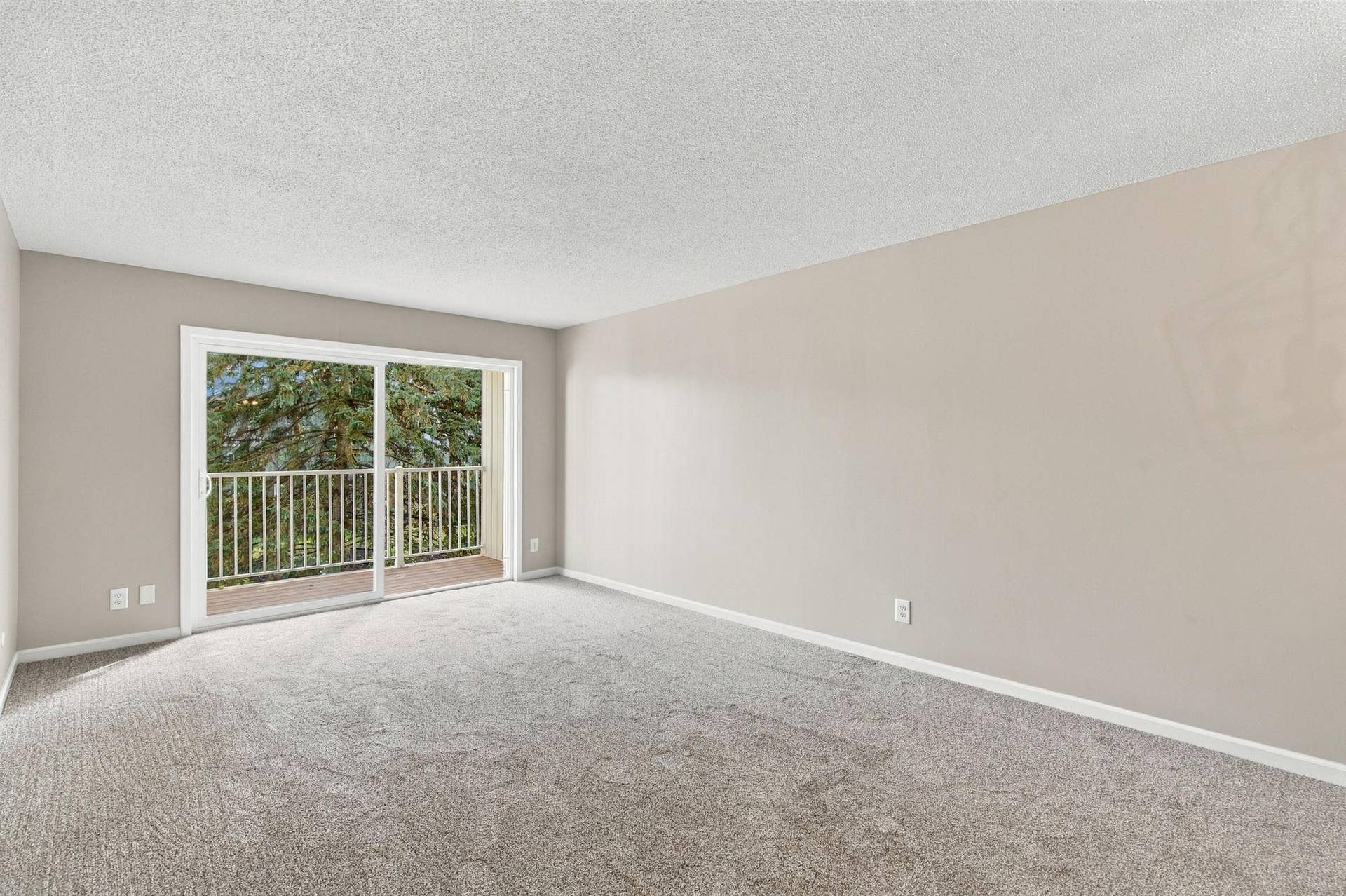 132 Demont Avenue E, #238, Little Canada, MN 55117