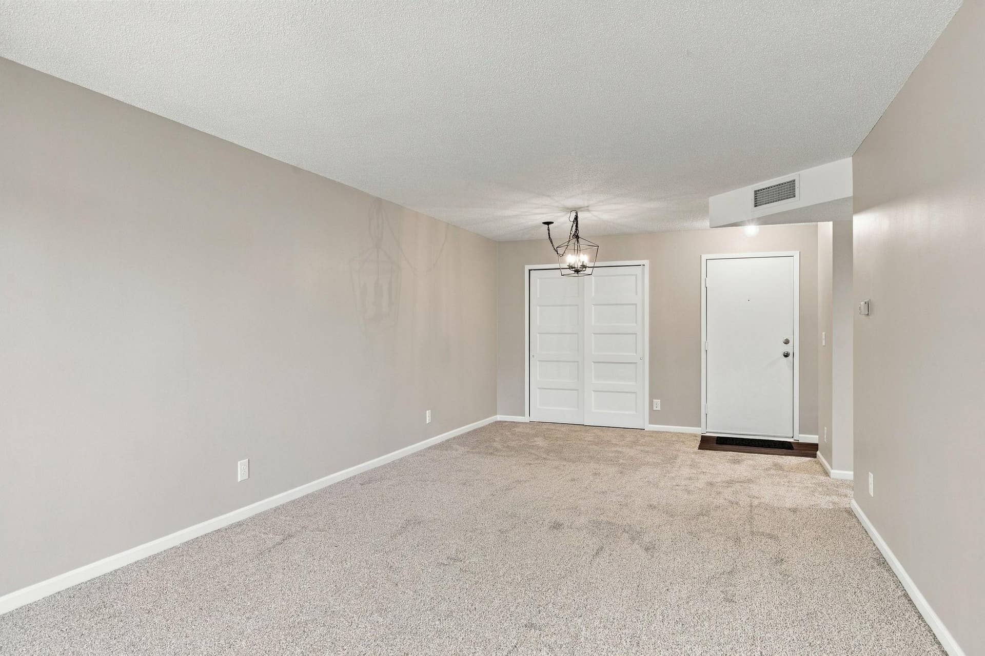 132 Demont Avenue E, #238, Little Canada, MN 55117