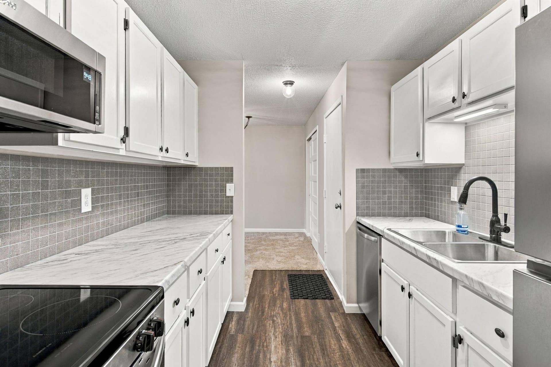 132 Demont Avenue E, #238, Little Canada, MN 55117