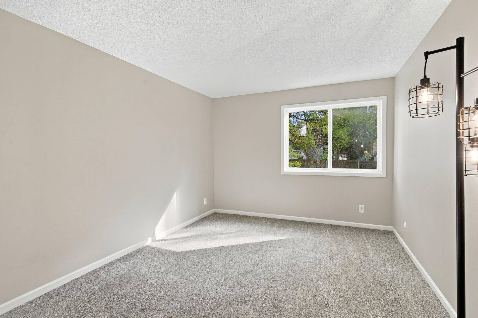 132 Demont Avenue E, #238, Little Canada, MN 55117