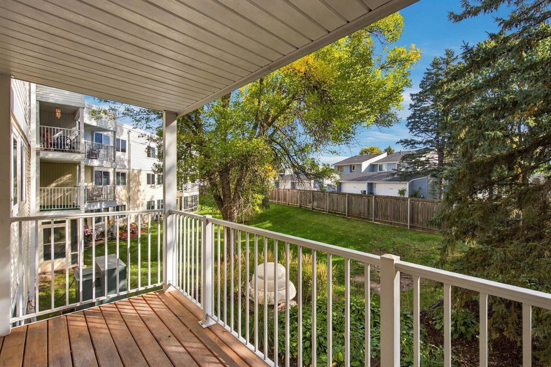 132 Demont Avenue E, #238, Little Canada, MN 55117