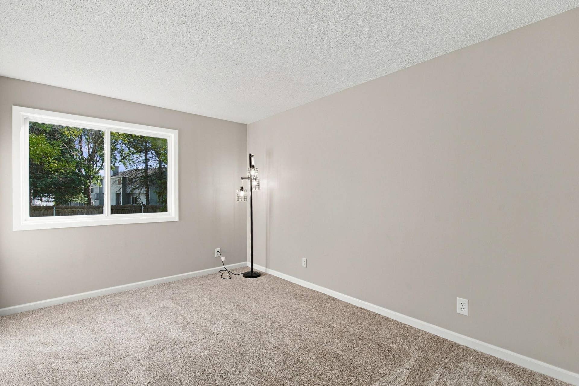 132 Demont Avenue E, #238, Little Canada, MN 55117