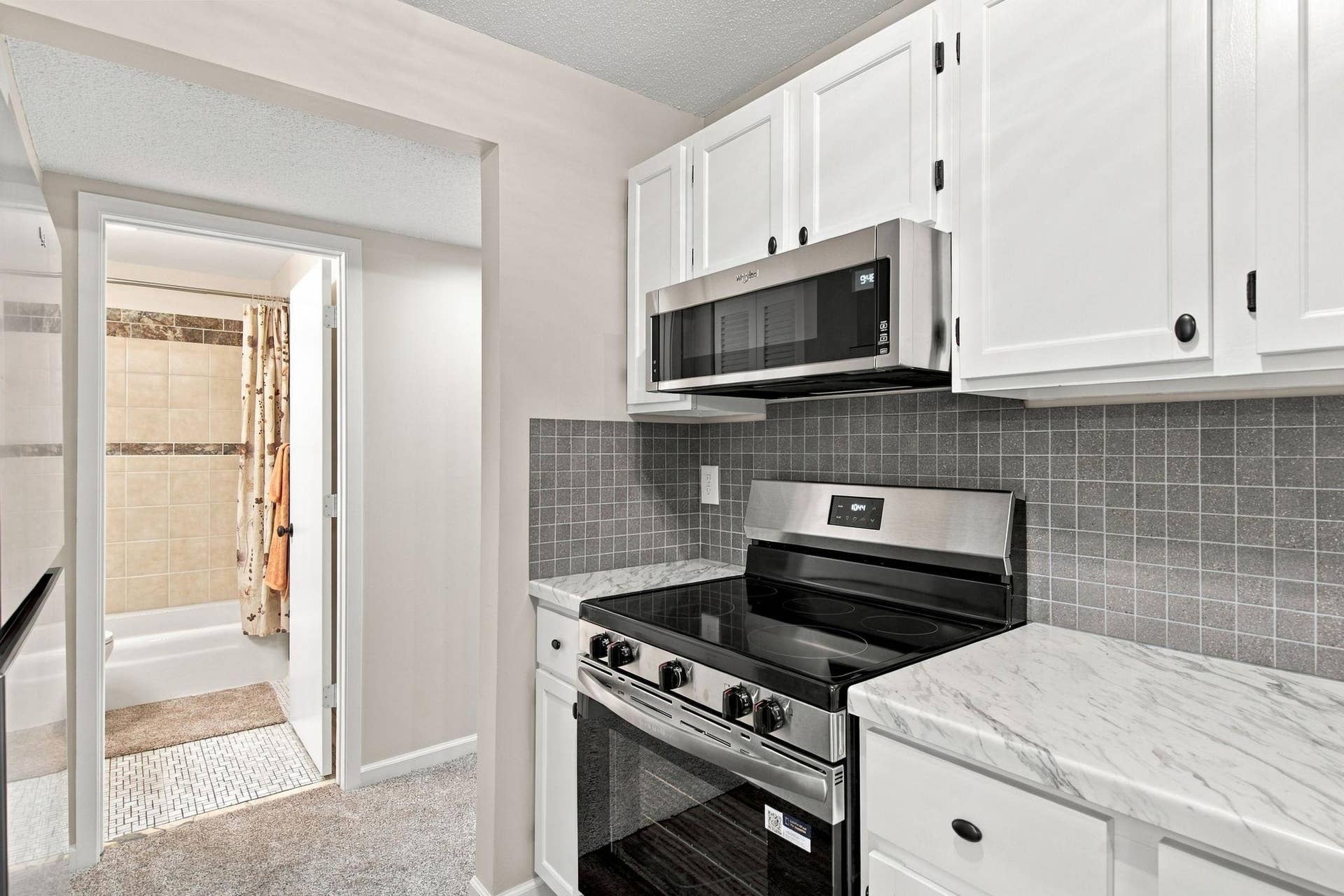132 Demont Avenue E, #238, Little Canada, MN 55117