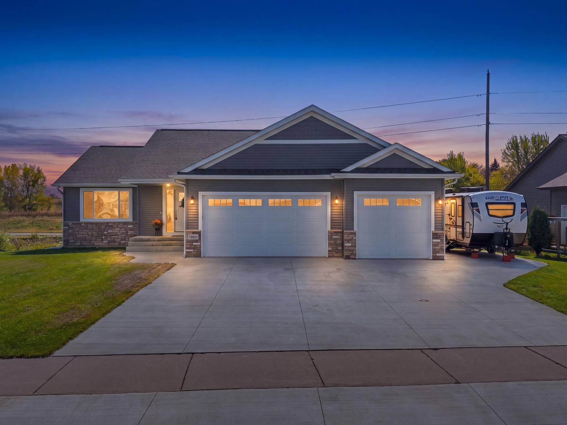 11411 Latham Lane, Chisago City, MN 55013 11411 Latham Lane, Chisago City, MN 55013