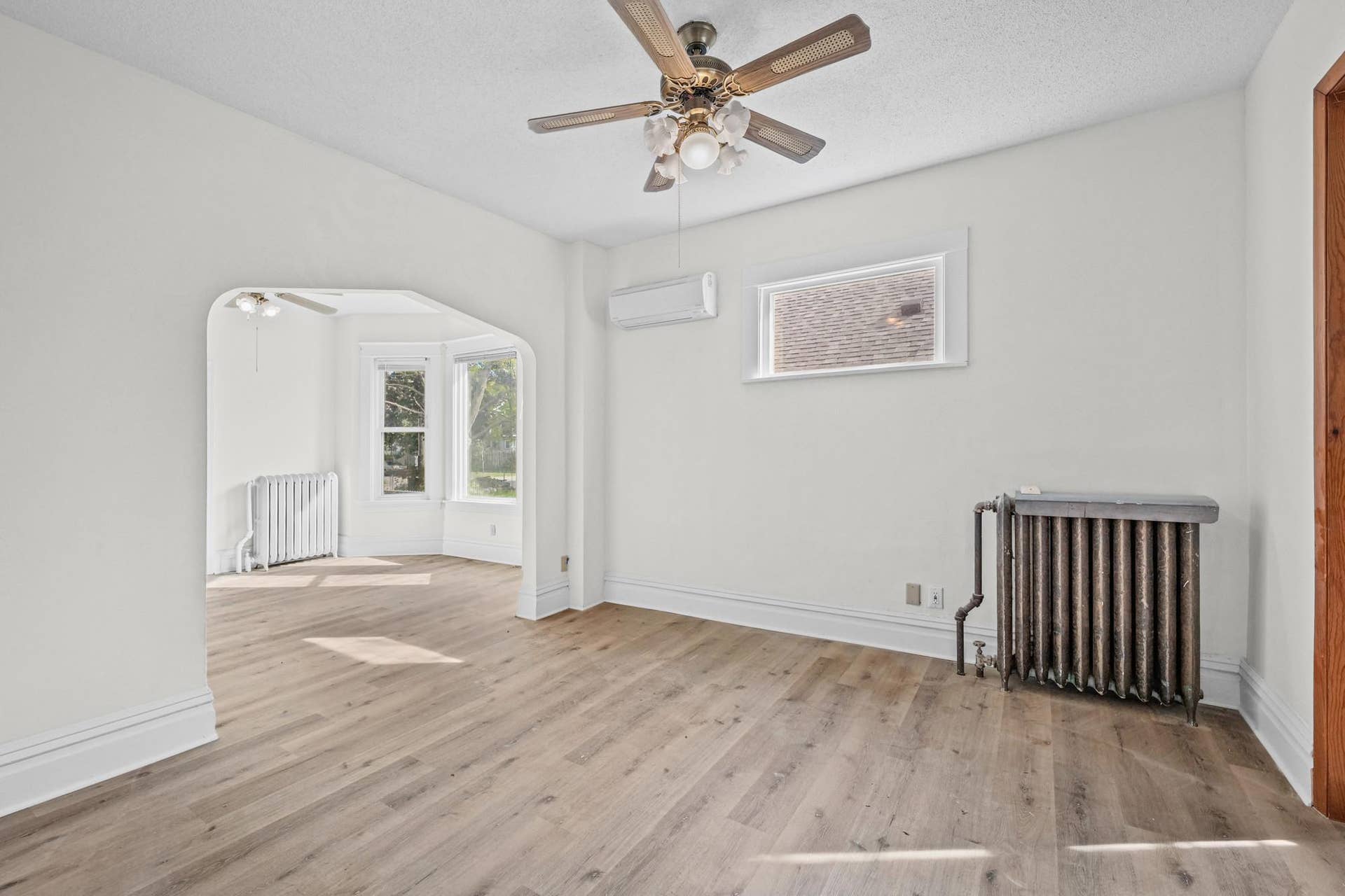 1227 Thomas Avenue, 93, Saint Paul, MN 55104 1227 Thomas Avenue, 93, Saint Paul, MN 55104