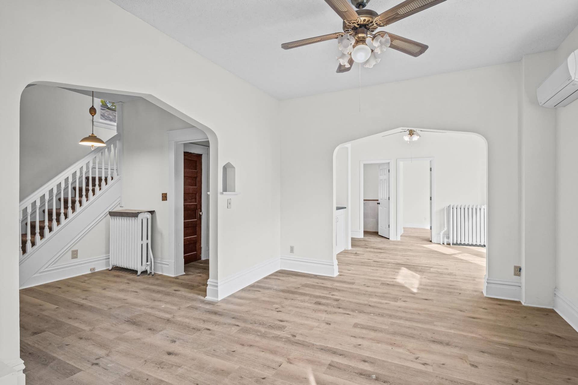 1227 Thomas Avenue, 93, Saint Paul, MN 55104 1227 Thomas Avenue, 93, Saint Paul, MN 55104