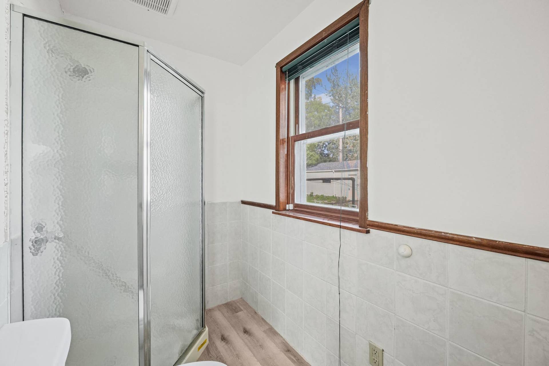 1227 Thomas Avenue, 93, Saint Paul, MN 55104 1227 Thomas Avenue, 93, Saint Paul, MN 55104