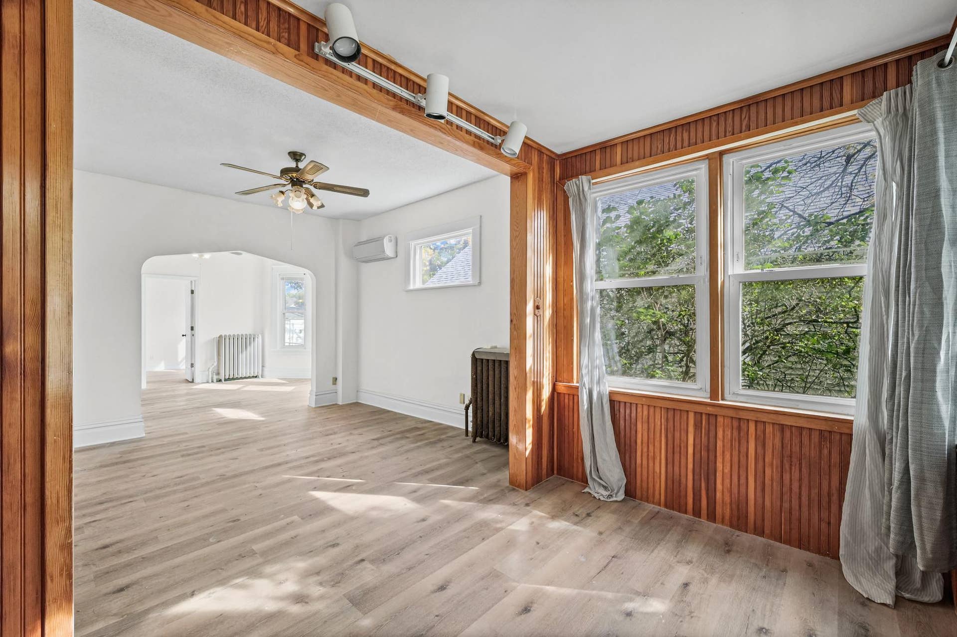 1227 Thomas Avenue, 93, Saint Paul, MN 55104 1227 Thomas Avenue, 93, Saint Paul, MN 55104
