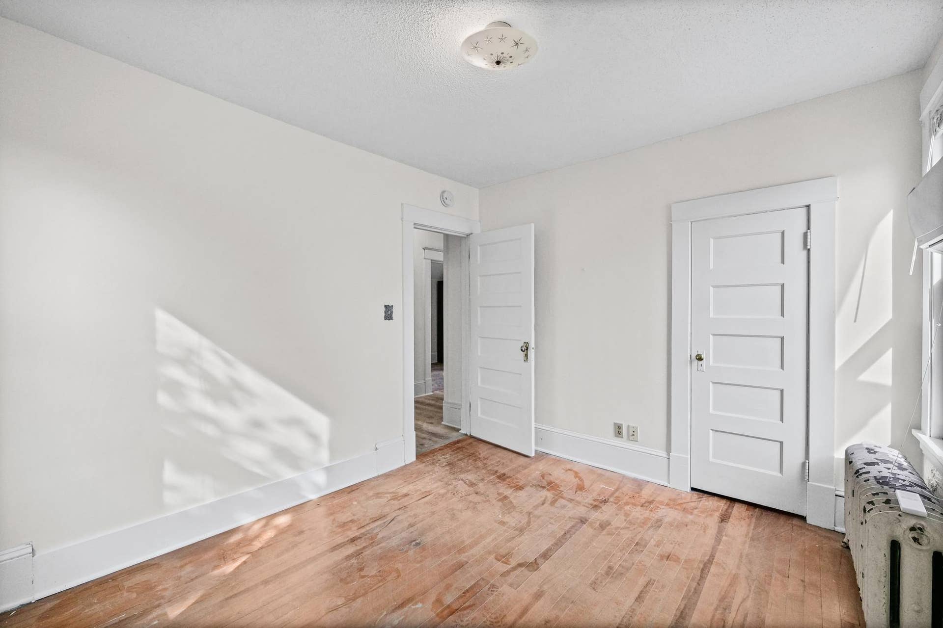1227 Thomas Avenue, 93, Saint Paul, MN 55104 1227 Thomas Avenue, 93, Saint Paul, MN 55104