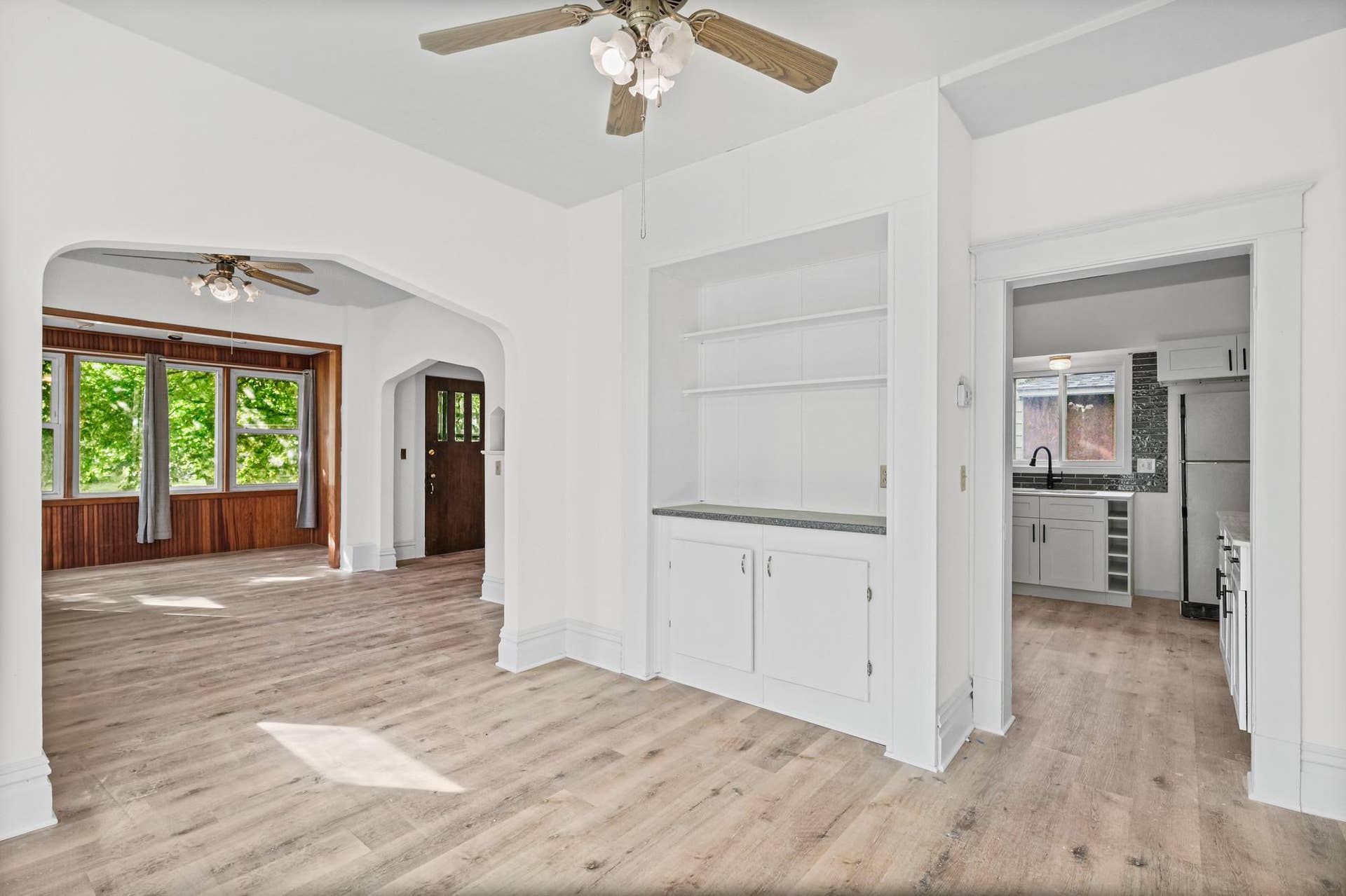 1227 Thomas Avenue, 93, Saint Paul, MN 55104 1227 Thomas Avenue, 93, Saint Paul, MN 55104