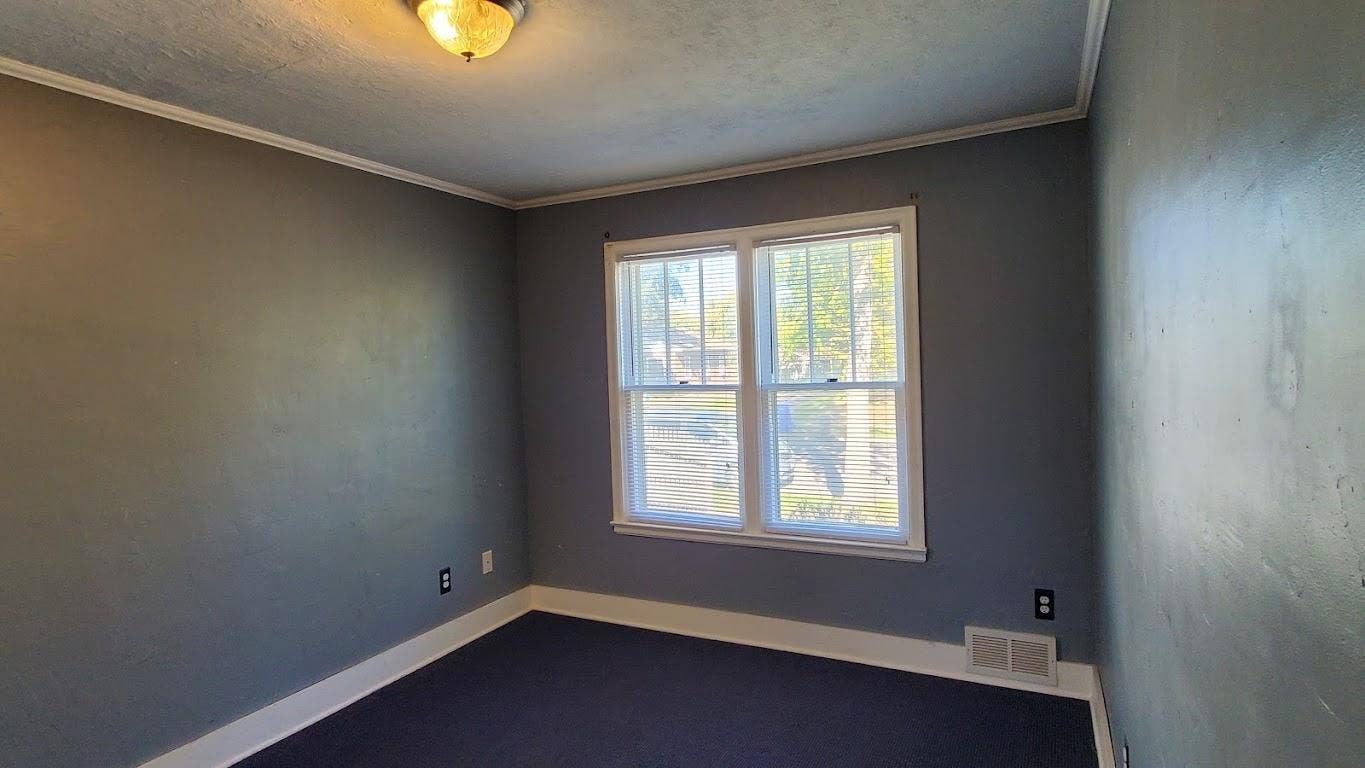 1988 Fremont Avenue E, 88, Saint Paul, MN 55119 20261007_115207.jpg
