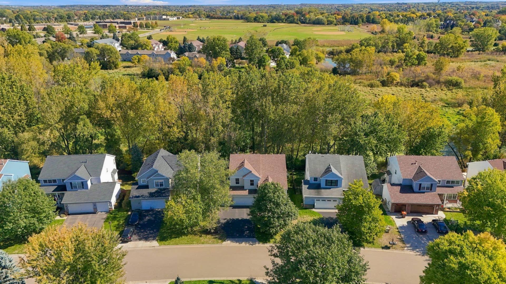 3291 N View Lane, Woodbury, MN 55125 33-print-32-print-DJI_20261004124204_0304_D.jpg